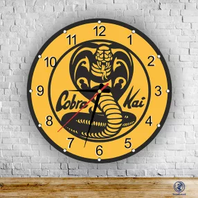 Cobra Kai - okrúhle sklenené nástenné hodiny